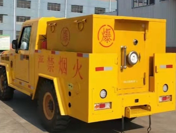 全椒凯龙爆破器材运输车：保障爆破任务的安全运行